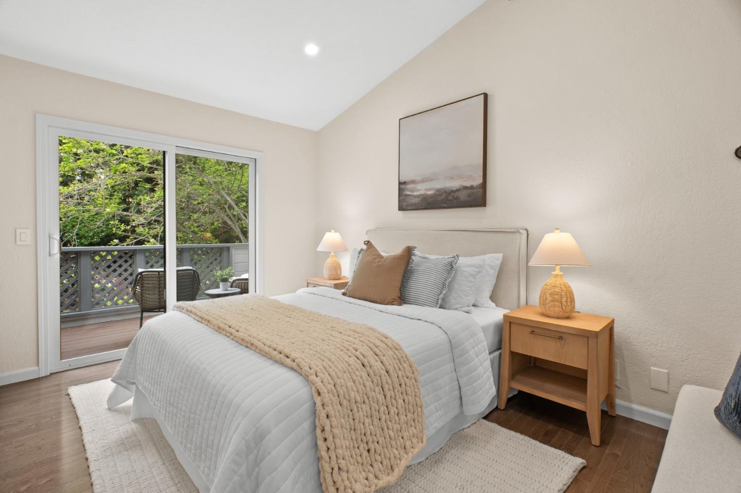 Detail Gallery Image 15 of 25 For 366 Sierra Vista Ave #6,  Mountain View,  CA 94043 - 2 Beds | 2/1 Baths