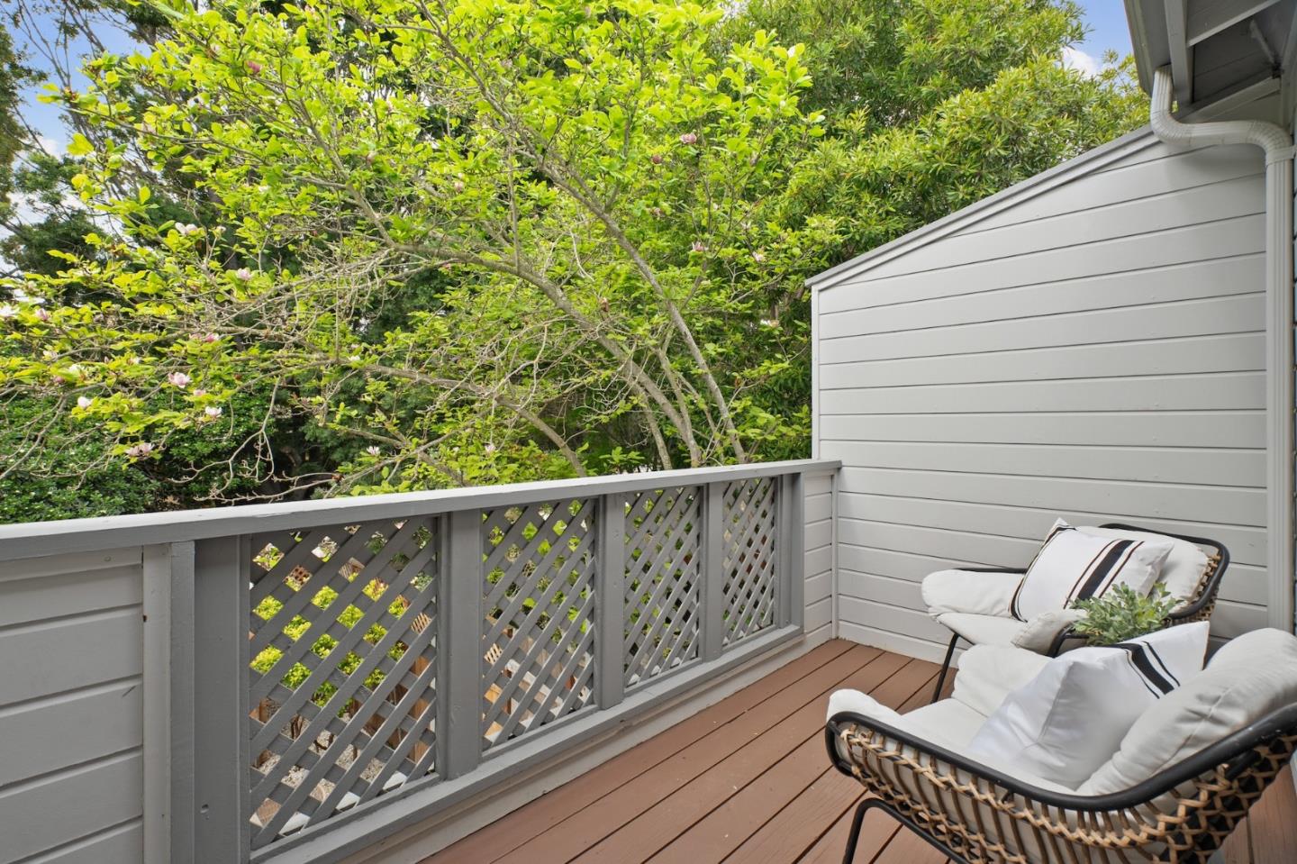 Detail Gallery Image 18 of 25 For 366 Sierra Vista Ave #6,  Mountain View,  CA 94043 - 2 Beds | 2/1 Baths
