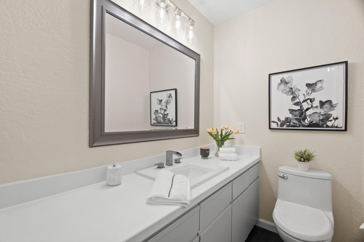 Detail Gallery Image 19 of 25 For 366 Sierra Vista Ave #6,  Mountain View,  CA 94043 - 2 Beds | 2/1 Baths