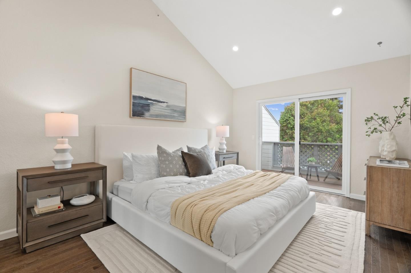 Detail Gallery Image 9 of 25 For 366 Sierra Vista Ave #6,  Mountain View,  CA 94043 - 2 Beds | 2/1 Baths
