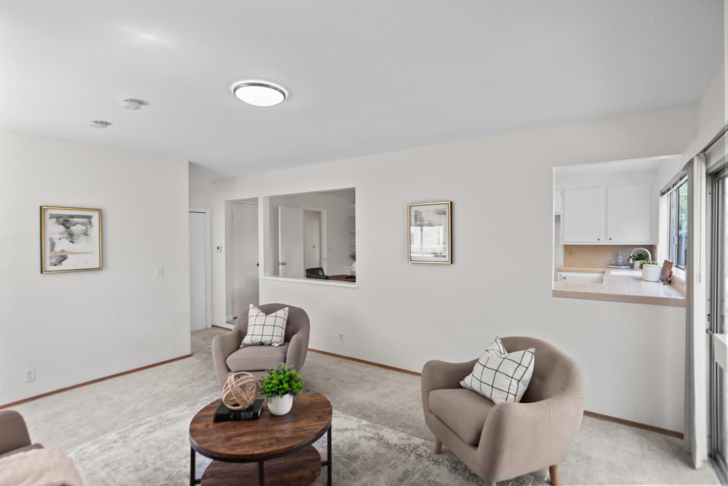Detail Gallery Image 17 of 31 For 731 Liverpool Way, Sunnyvale,  CA 94087 - 5 Beds | 2/1 Baths