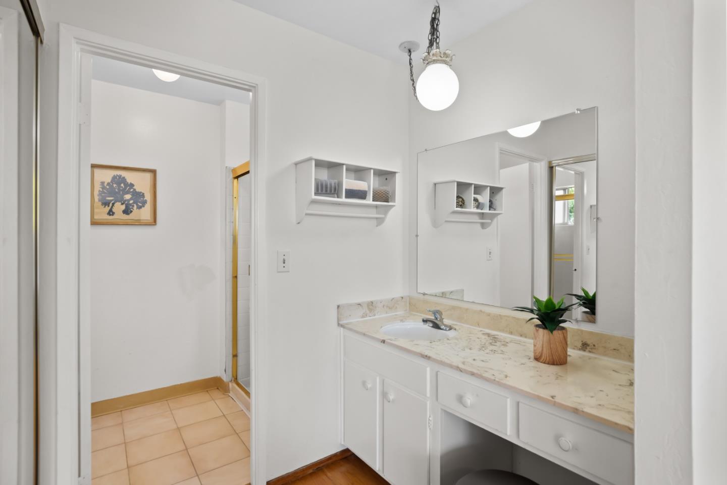 Detail Gallery Image 25 of 31 For 731 Liverpool Way, Sunnyvale,  CA 94087 - 5 Beds | 2/1 Baths