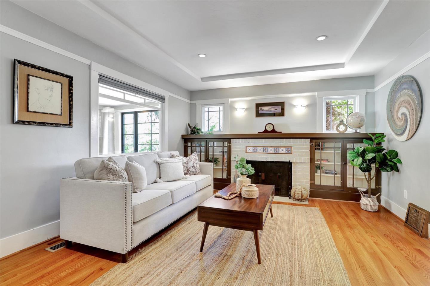 Detail Gallery Image 11 of 79 For 355 S 17th St, San Jose,  CA 95112 - 3 Beds | 2 Baths