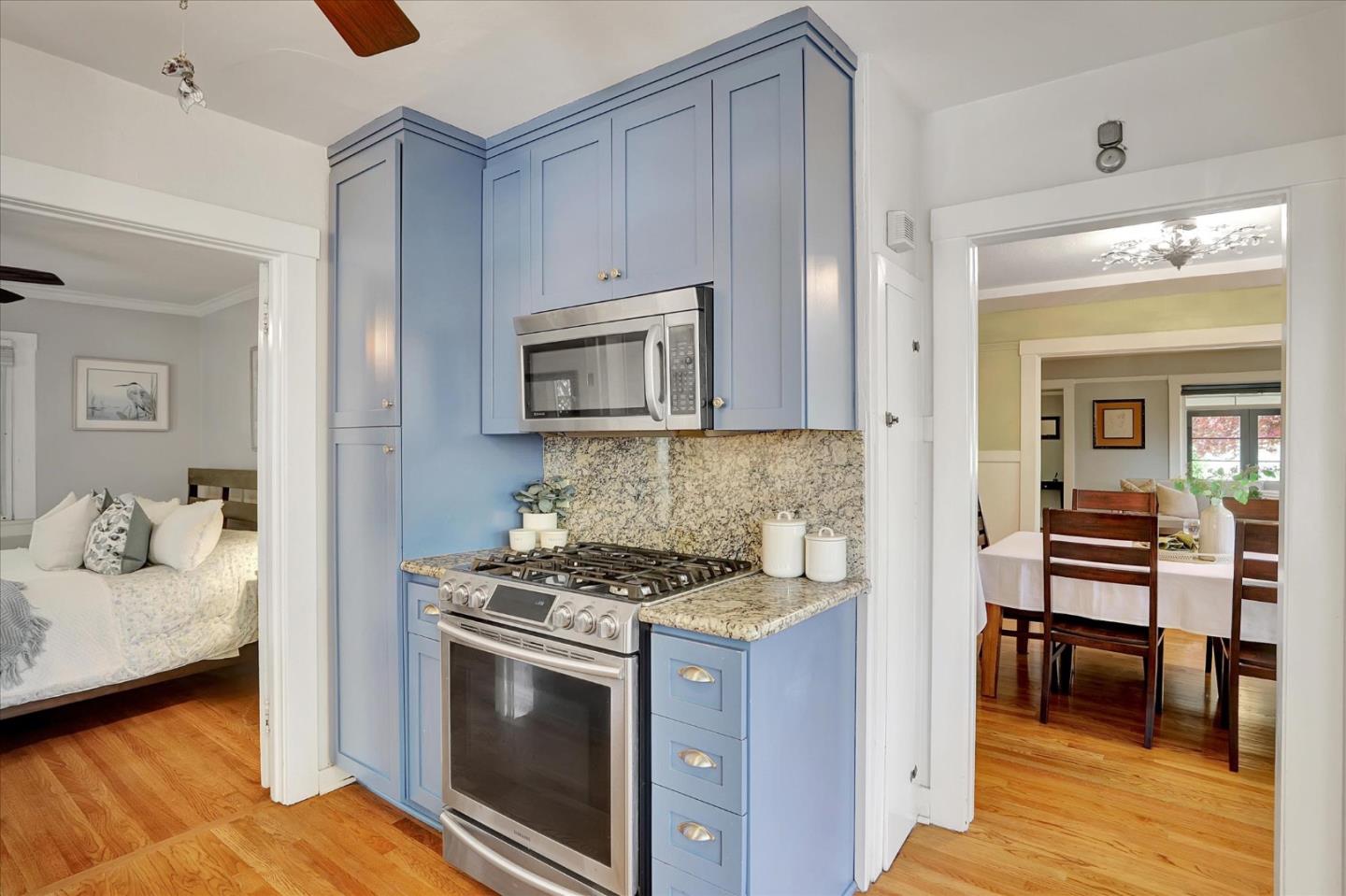 Detail Gallery Image 16 of 79 For 355 S 17th St, San Jose,  CA 95112 - 3 Beds | 2 Baths