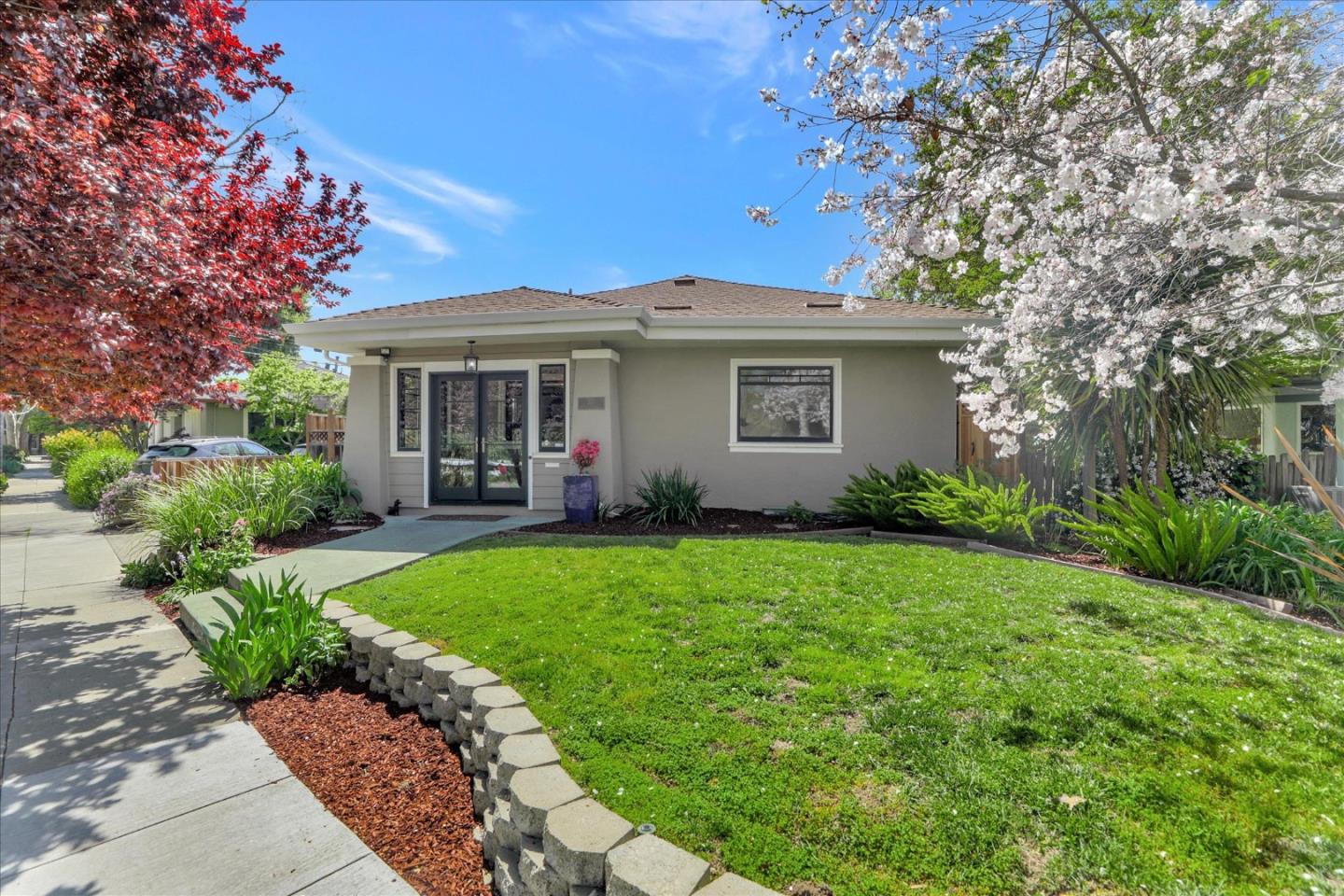 Detail Gallery Image 5 of 79 For 355 S 17th St, San Jose,  CA 95112 - 3 Beds | 2 Baths