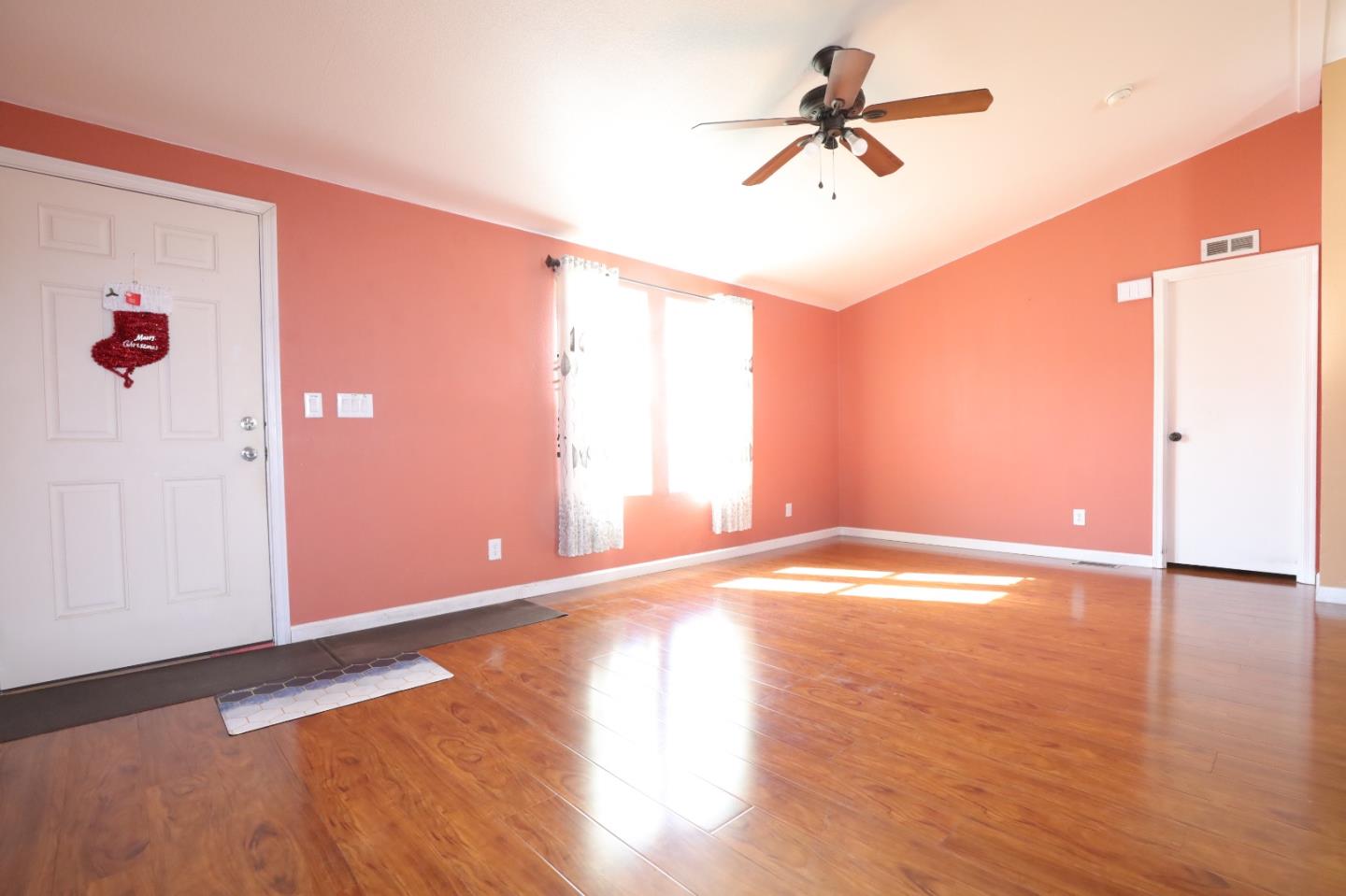 Detail Gallery Image 6 of 22 For 372 Los Encinos #372,  San Jose,  CA 95134 - 3 Beds | 2 Baths