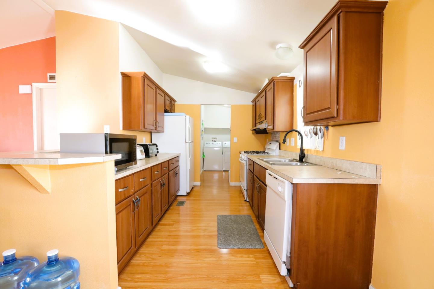 Detail Gallery Image 9 of 22 For 372 Los Encinos #372,  San Jose,  CA 95134 - 3 Beds | 2 Baths