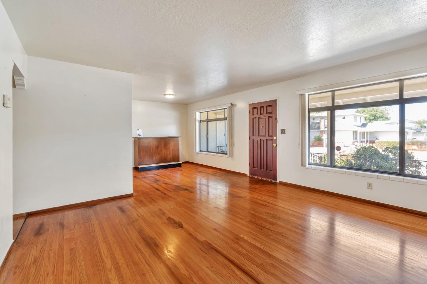 Detail Gallery Image 15 of 41 For 948 W Olive Ave, Sunnyvale,  CA 94086 - 3 Beds | 1/1 Baths