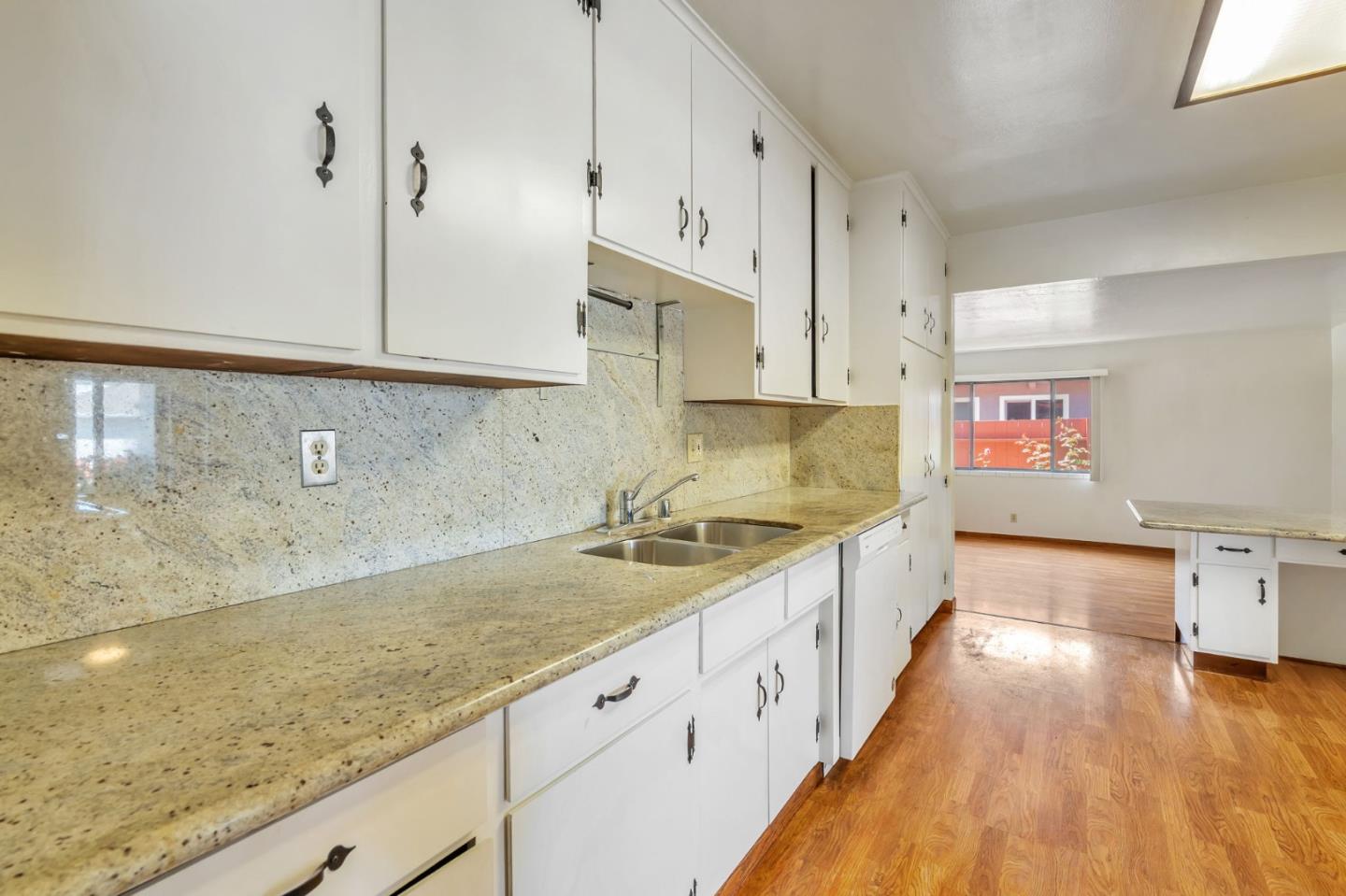 Detail Gallery Image 18 of 41 For 948 W Olive Ave, Sunnyvale,  CA 94086 - 3 Beds | 1/1 Baths