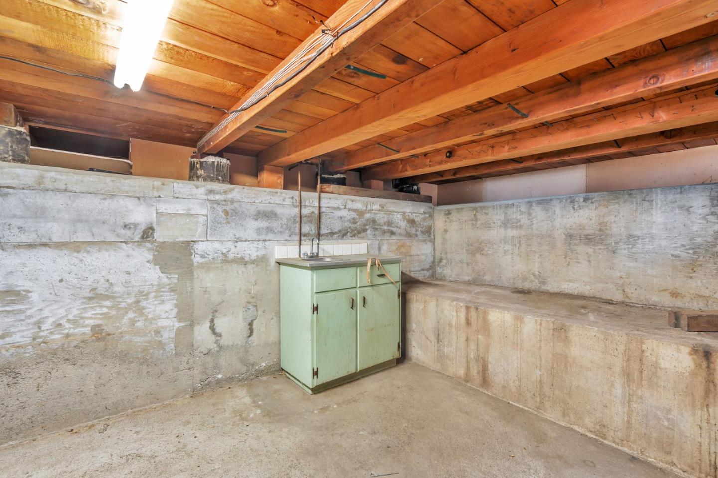 Detail Gallery Image 36 of 41 For 948 W Olive Ave, Sunnyvale,  CA 94086 - 3 Beds | 1/1 Baths