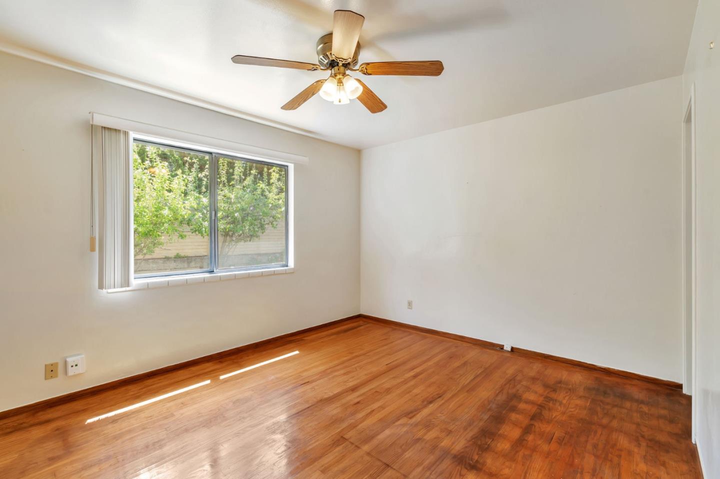Detail Gallery Image 6 of 41 For 948 W Olive Ave, Sunnyvale,  CA 94086 - 3 Beds | 1/1 Baths