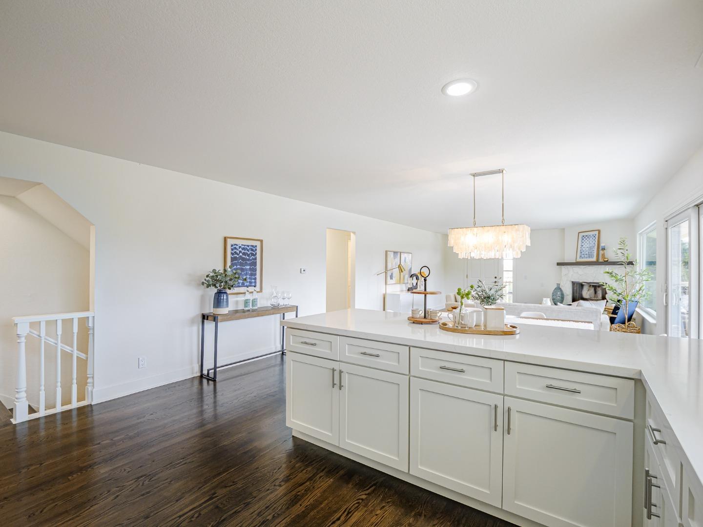Detail Gallery Image 10 of 72 For 145 Old Adobe Rd, Watsonville,  CA 95076 - 4 Beds | 3 Baths