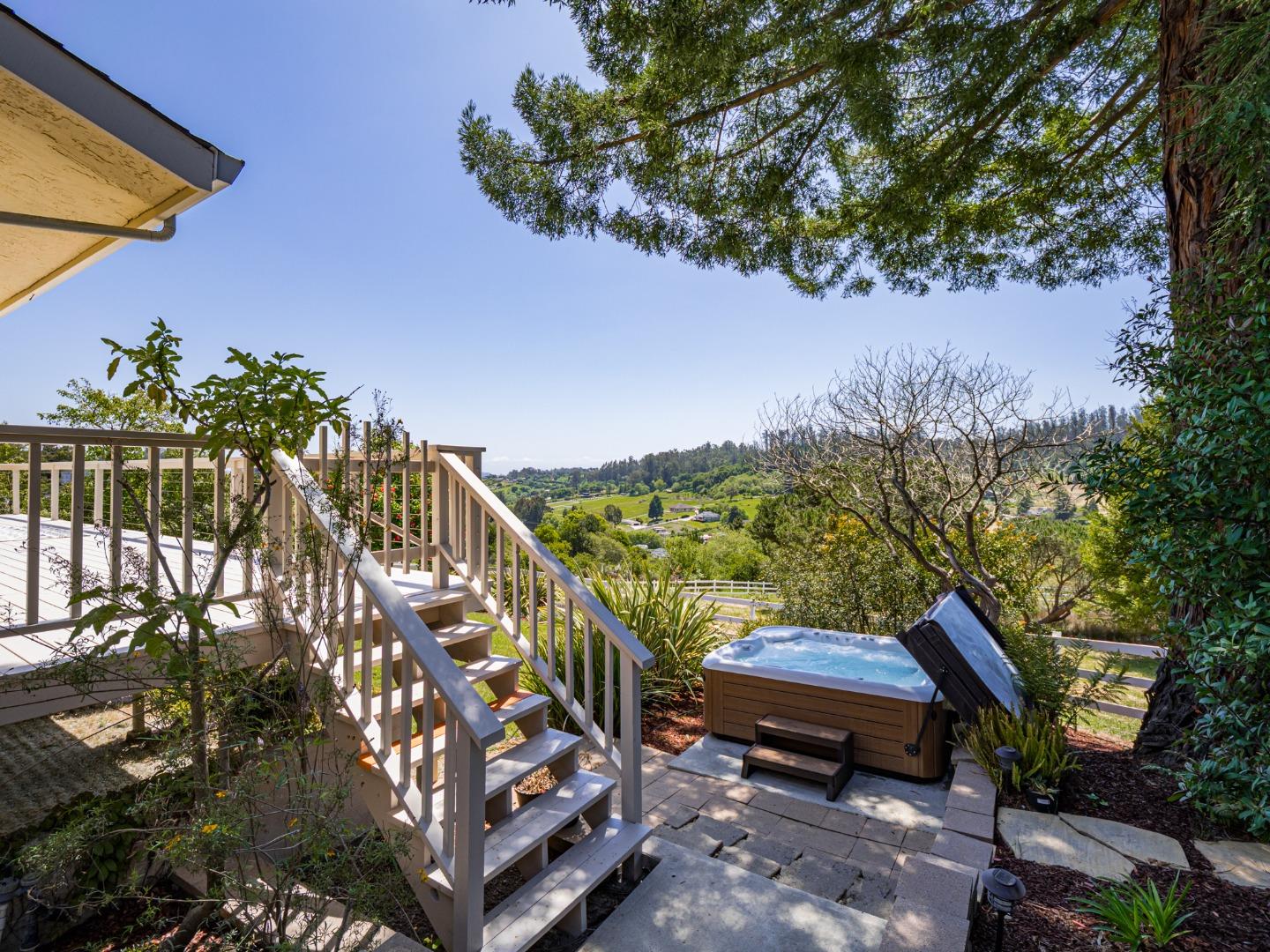 Detail Gallery Image 43 of 72 For 145 Old Adobe Rd, Watsonville,  CA 95076 - 4 Beds | 3 Baths