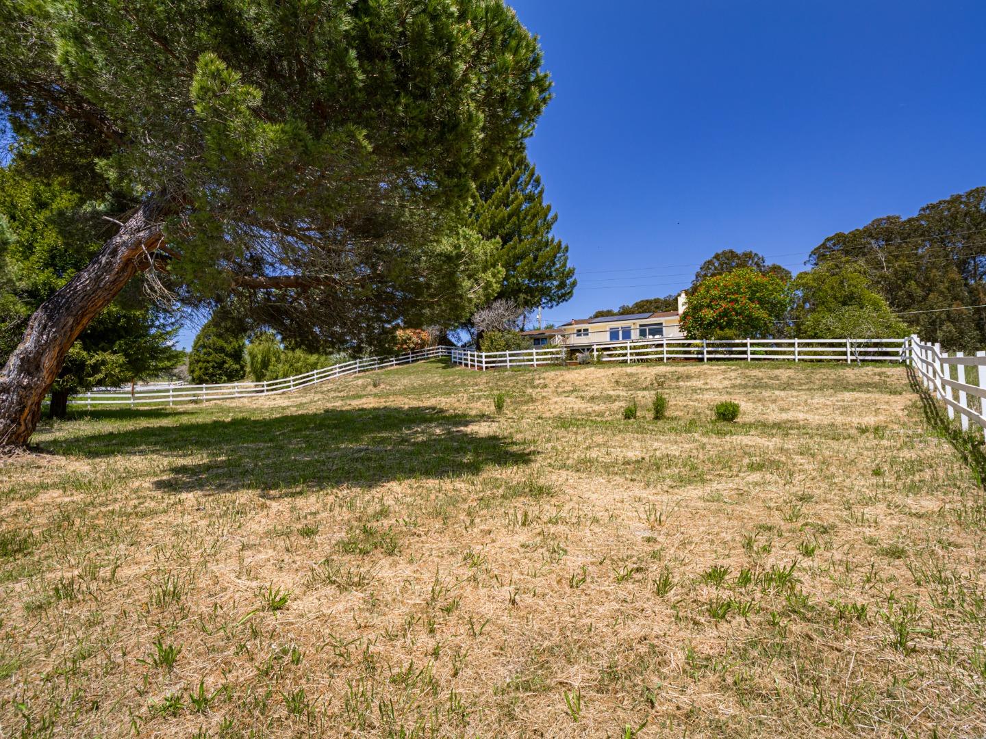 Detail Gallery Image 47 of 72 For 145 Old Adobe Rd, Watsonville,  CA 95076 - 4 Beds | 3 Baths