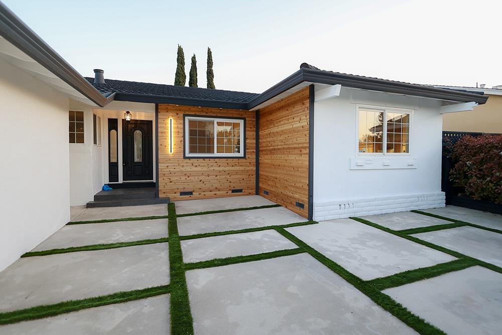 Detail Gallery Image 2 of 5 For 358 Bangor Ave, San Jose,  CA 95123 - 4 Beds | 2 Baths