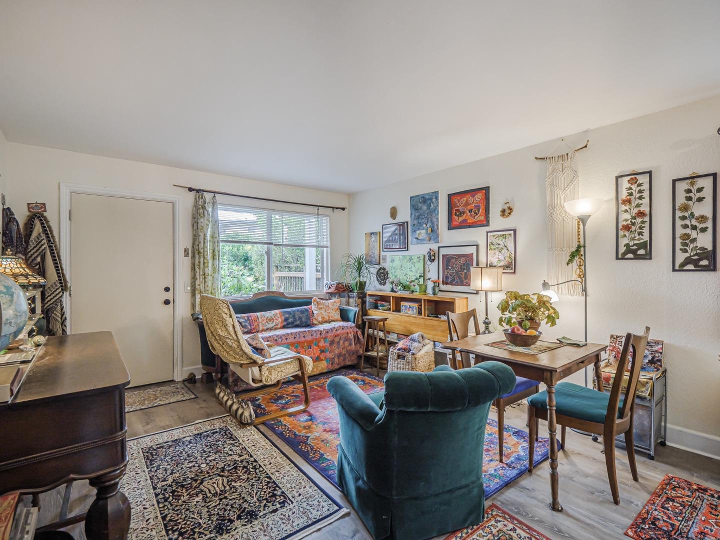 Detail Gallery Image 16 of 26 For 512 Laverne Ave, Aptos,  CA 95003 - 4 Beds | 2 Baths