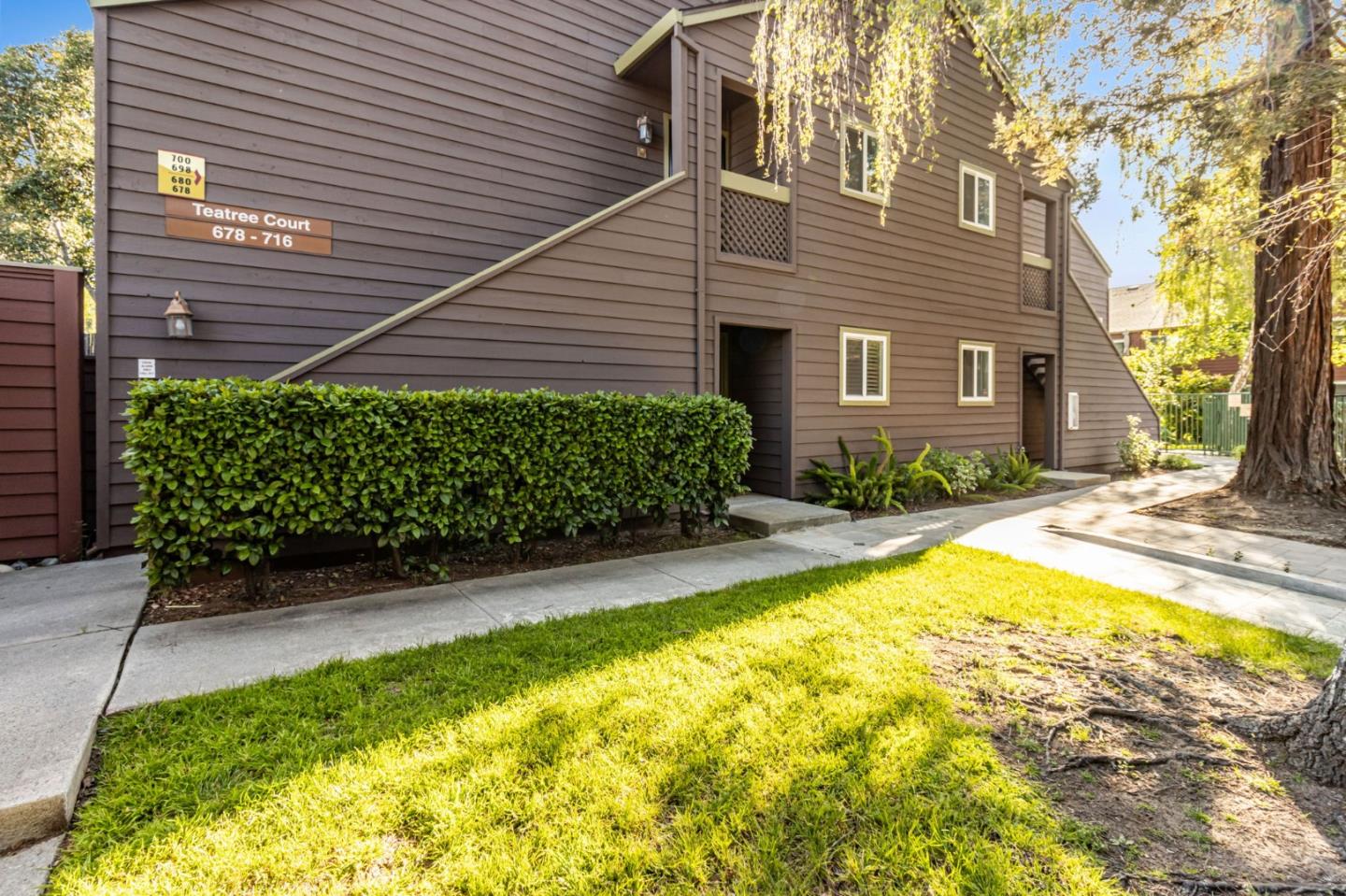 Detail Gallery Image 2 of 27 For 698 Teatree Ct, San Jose,  CA 95128 - 1 Beds | 1 Baths