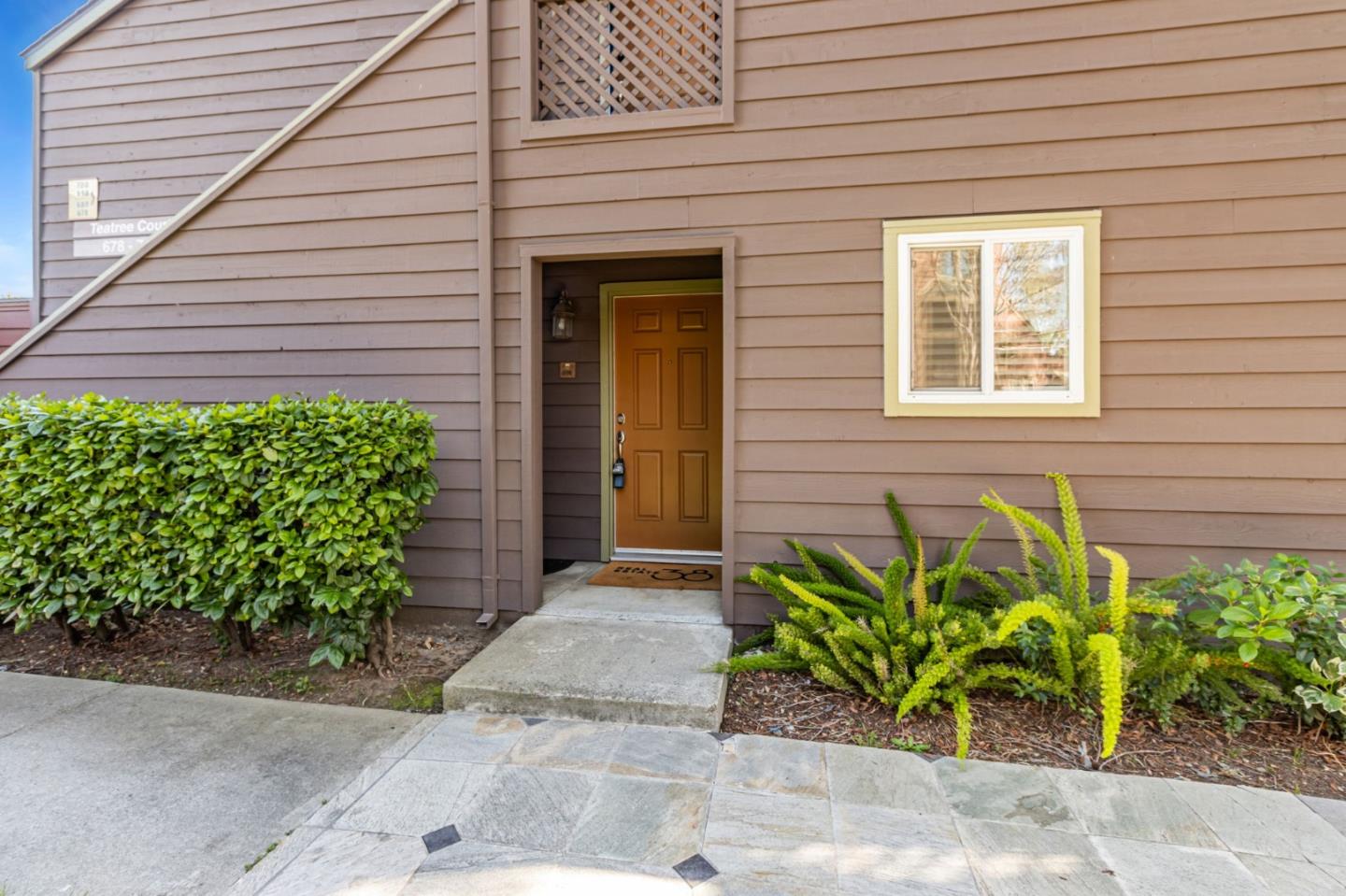 Detail Gallery Image 5 of 27 For 698 Teatree Ct, San Jose,  CA 95128 - 1 Beds | 1 Baths