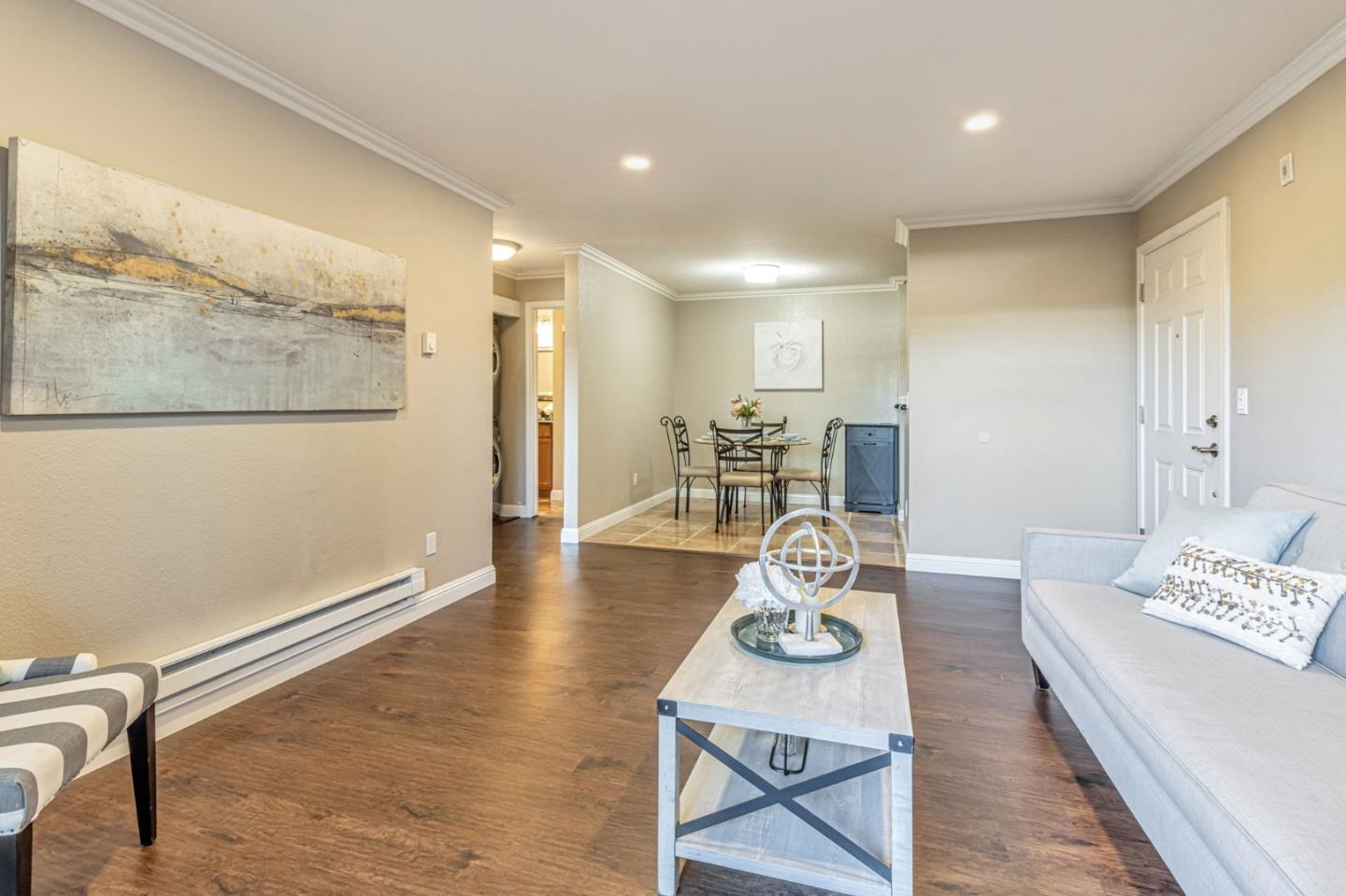 Detail Gallery Image 7 of 27 For 698 Teatree Ct, San Jose,  CA 95128 - 1 Beds | 1 Baths