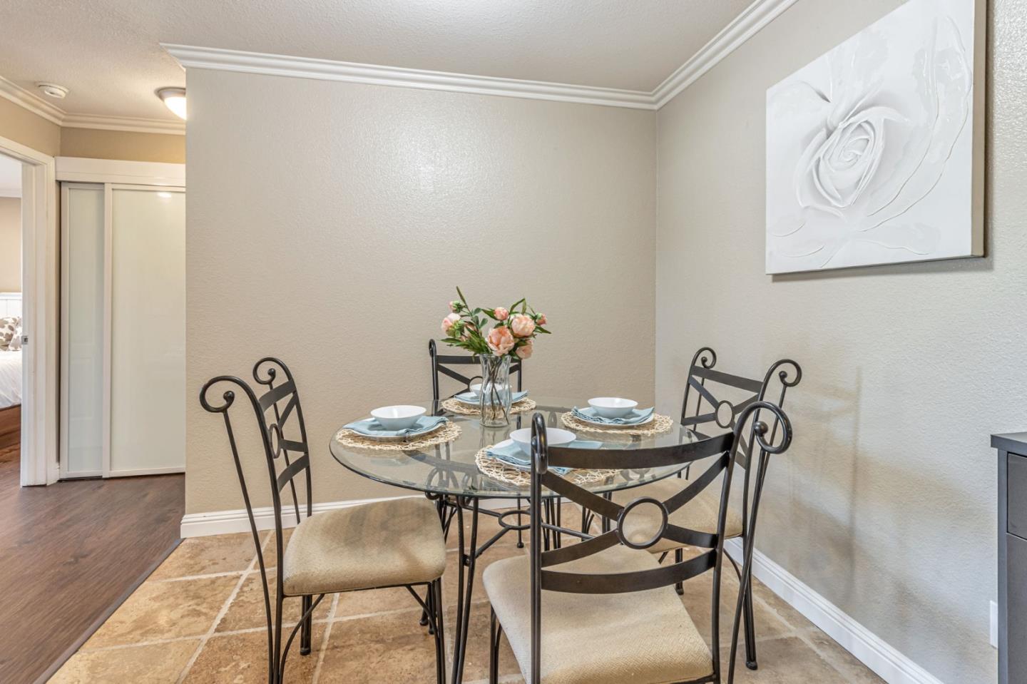 Detail Gallery Image 9 of 27 For 698 Teatree Ct, San Jose,  CA 95128 - 1 Beds | 1 Baths