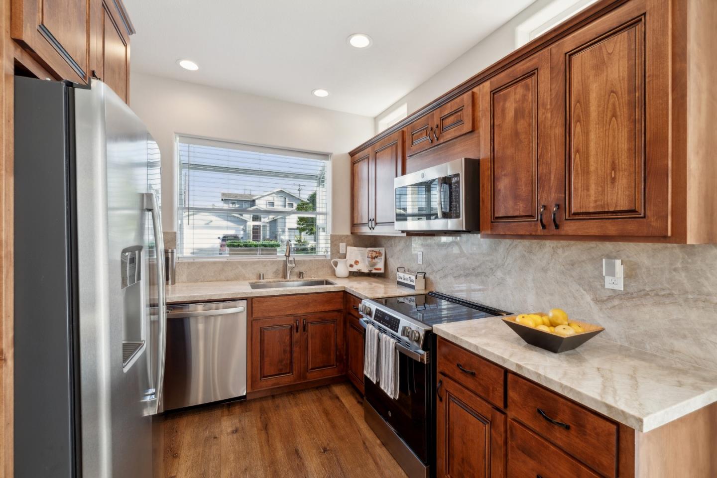 Detail Gallery Image 18 of 38 For 3390 Forest Ave, Santa Clara,  CA 95050 - 2 Beds | 1 Baths
