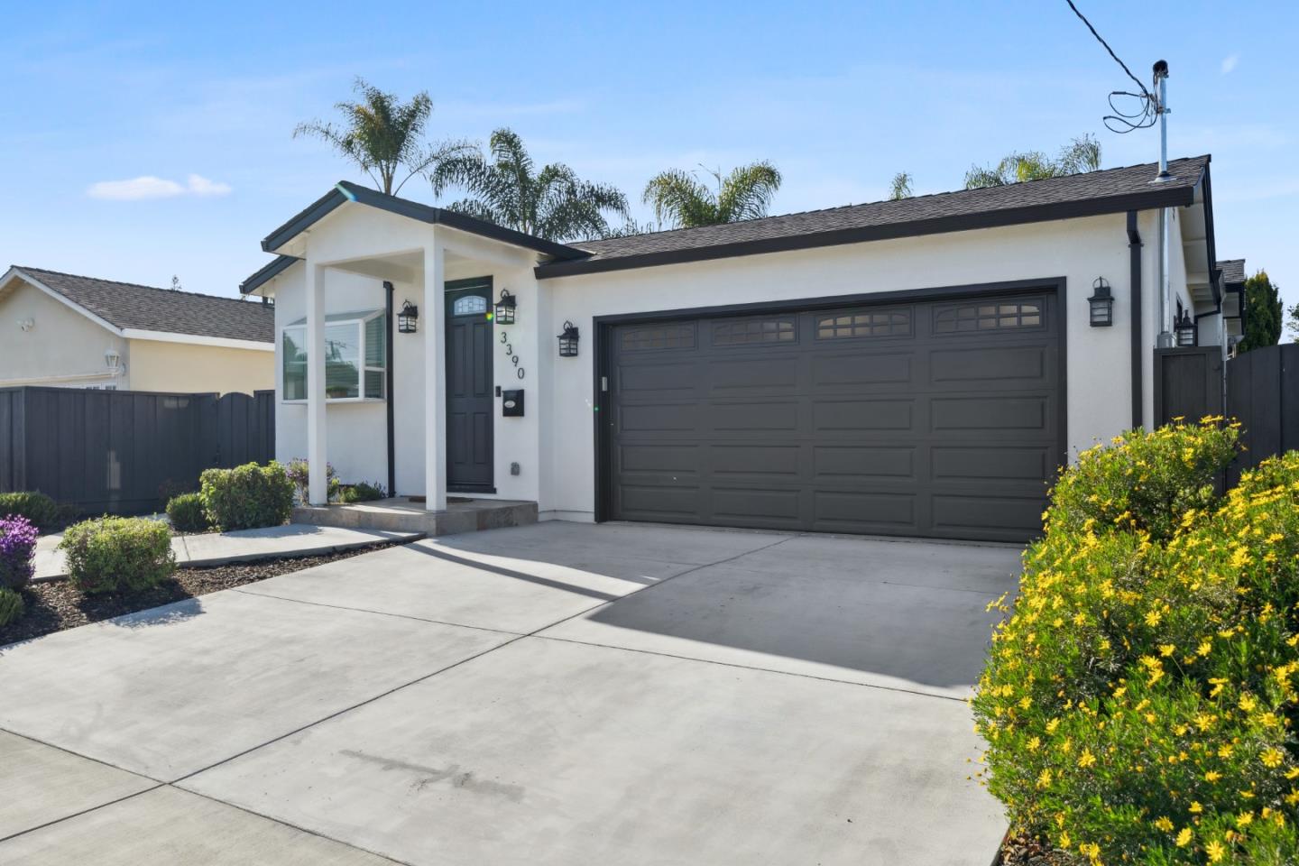 Detail Gallery Image 5 of 38 For 3390 Forest Ave, Santa Clara,  CA 95050 - 2 Beds | 1 Baths