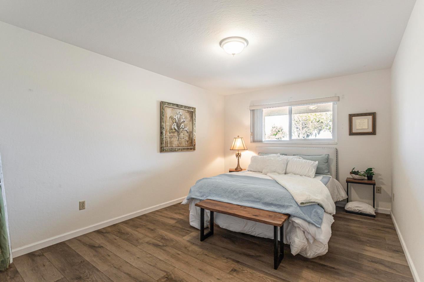 Detail Gallery Image 33 of 66 For 690 Ridgemark Dr, Hollister,  CA 95023 - 4 Beds | 2/1 Baths