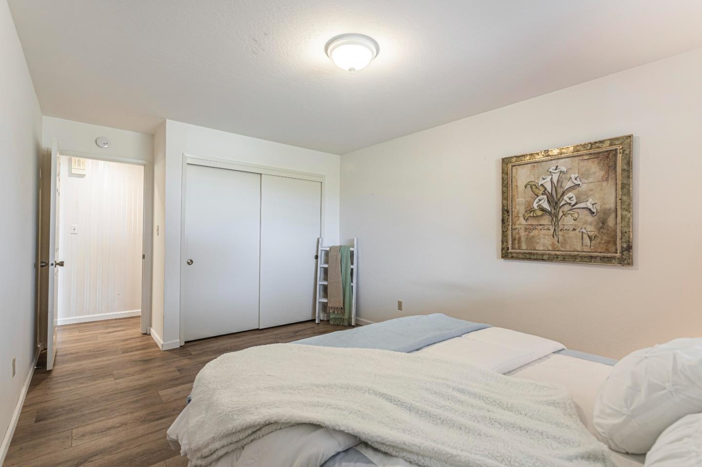 Detail Gallery Image 34 of 66 For 690 Ridgemark Dr, Hollister,  CA 95023 - 4 Beds | 2/1 Baths