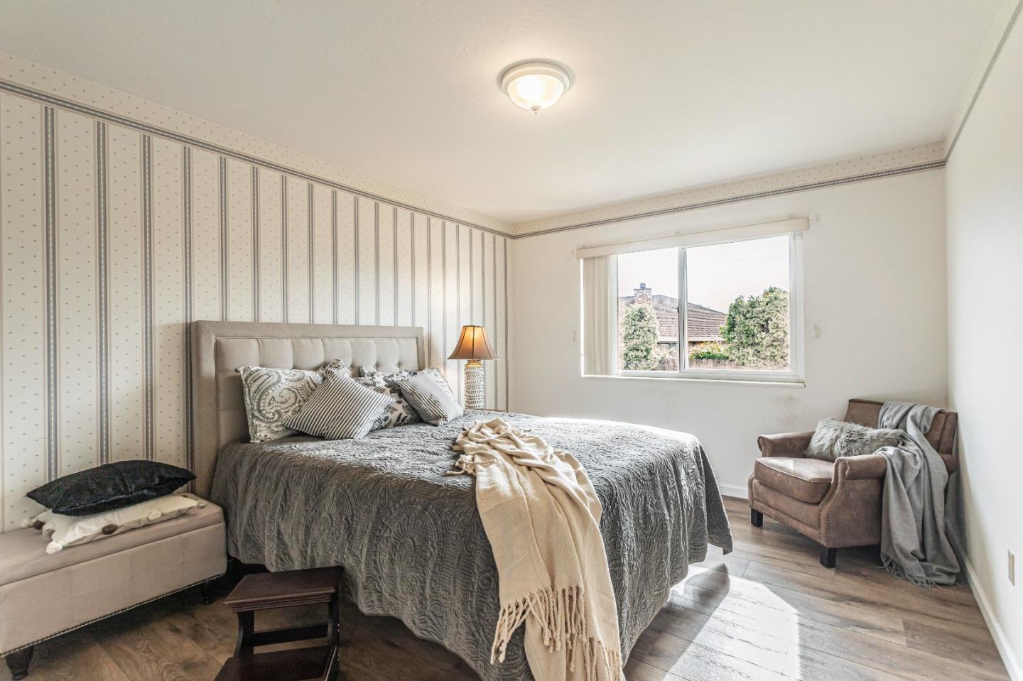 Detail Gallery Image 36 of 66 For 690 Ridgemark Dr, Hollister,  CA 95023 - 4 Beds | 2/1 Baths