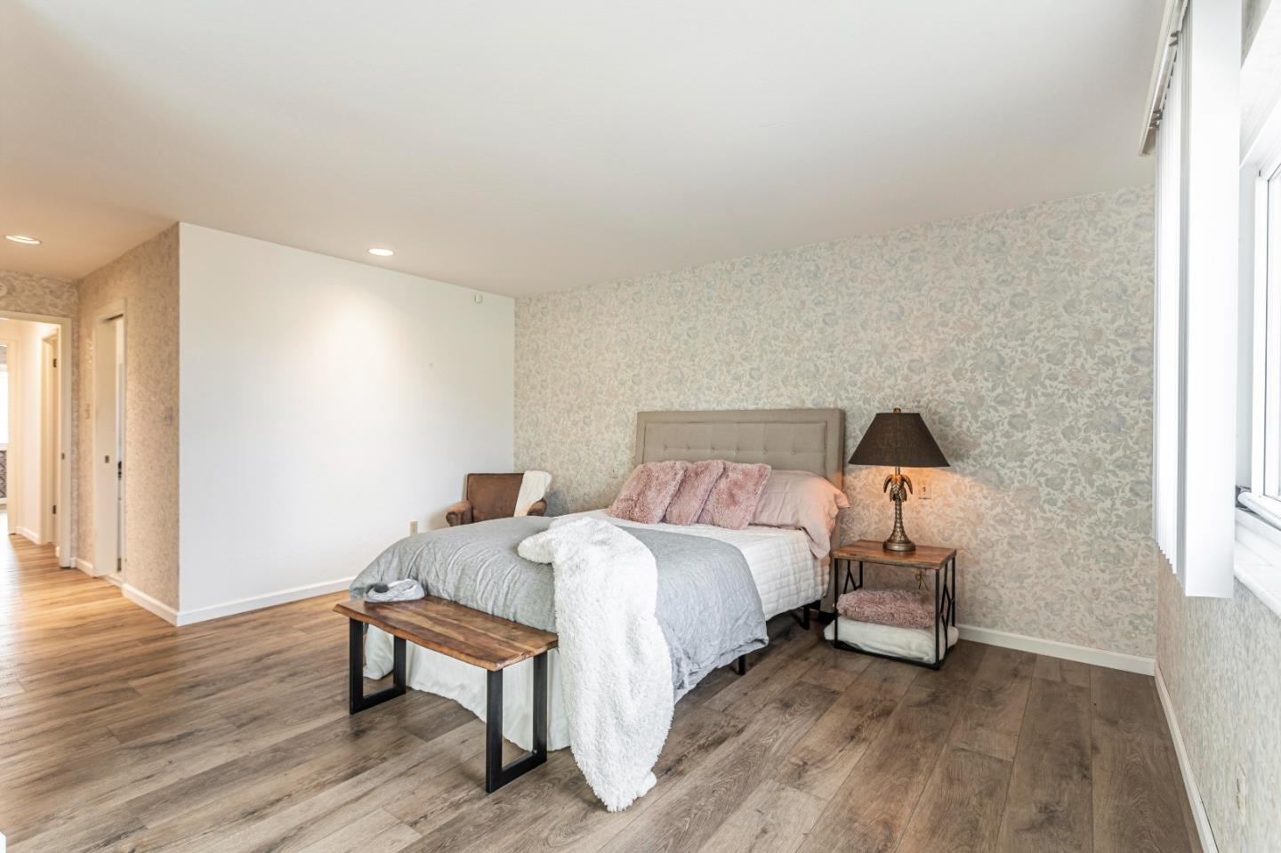 Detail Gallery Image 41 of 66 For 690 Ridgemark Dr, Hollister,  CA 95023 - 4 Beds | 2/1 Baths