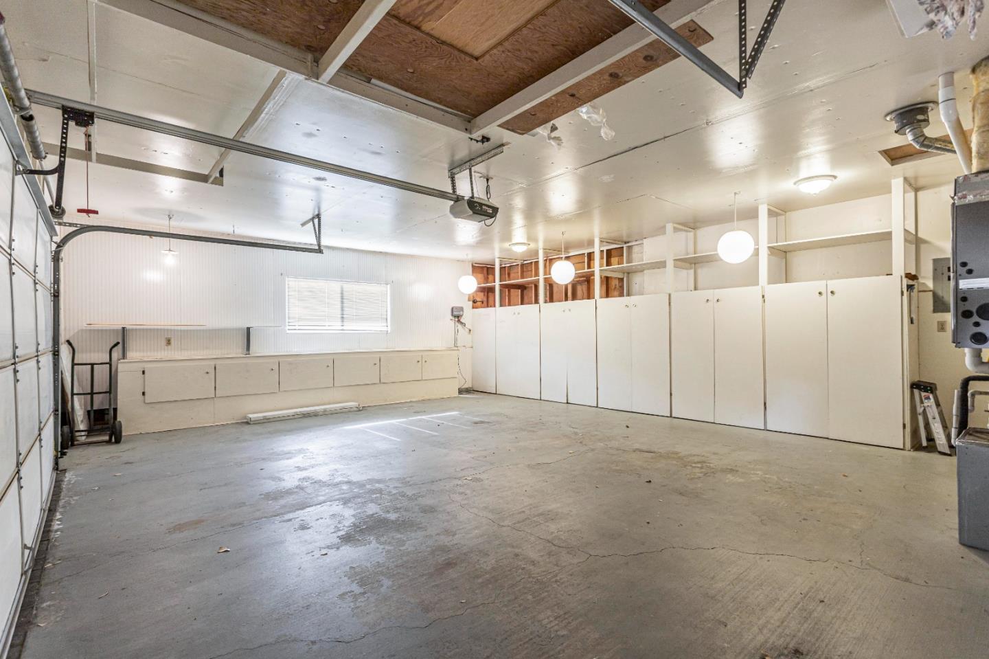 Detail Gallery Image 59 of 66 For 690 Ridgemark Dr, Hollister,  CA 95023 - 4 Beds | 2/1 Baths