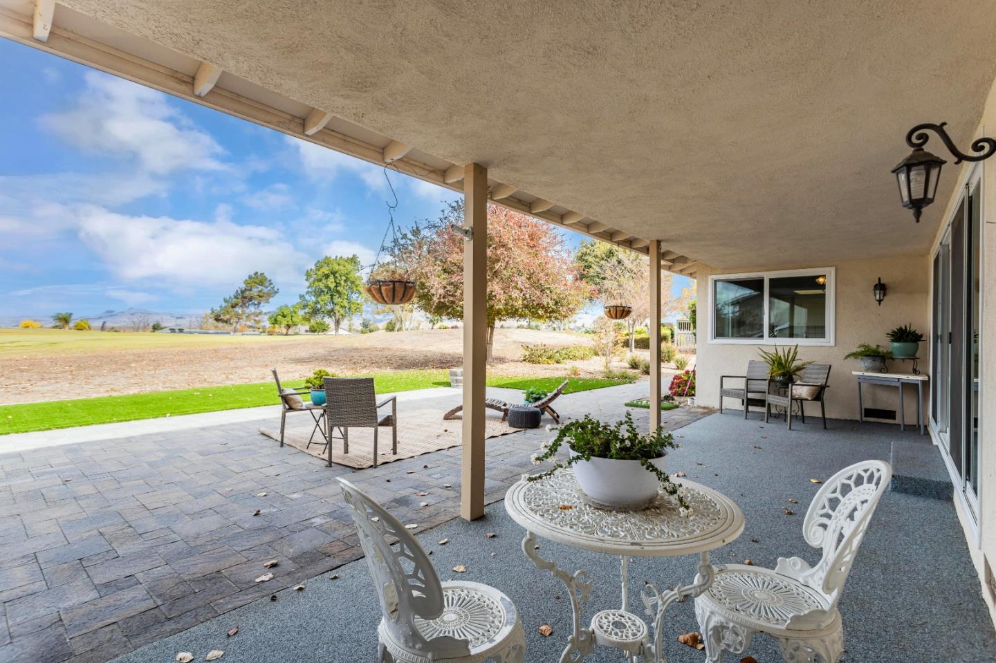 Detail Gallery Image 61 of 66 For 690 Ridgemark Dr, Hollister,  CA 95023 - 4 Beds | 2/1 Baths