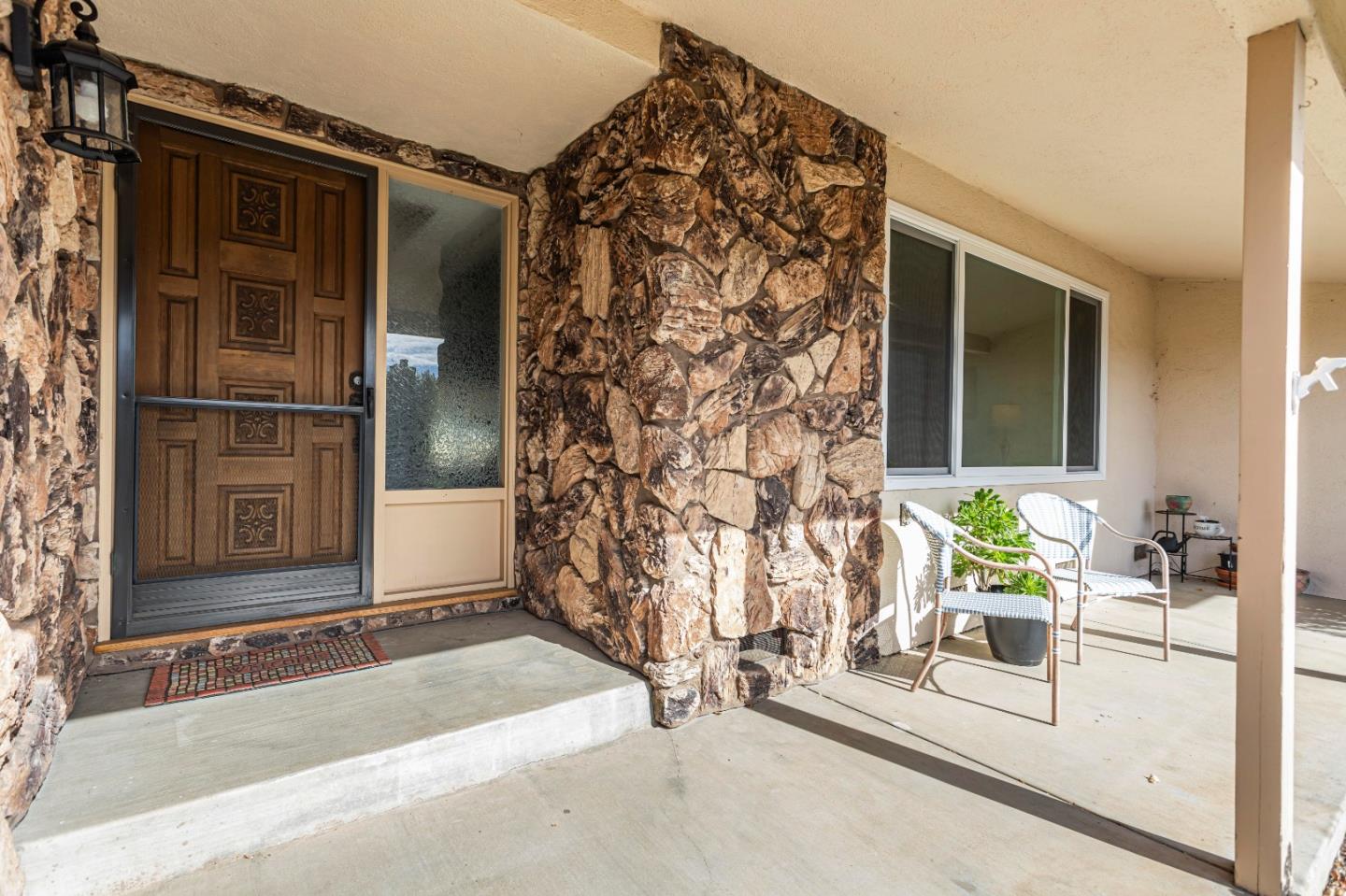 Detail Gallery Image 8 of 66 For 690 Ridgemark Dr, Hollister,  CA 95023 - 4 Beds | 2/1 Baths
