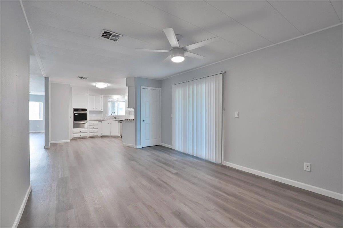 Detail Gallery Image 9 of 32 For 140 Granada Dr #140,  Lodi,  CA 95240 - 2 Beds | 2 Baths