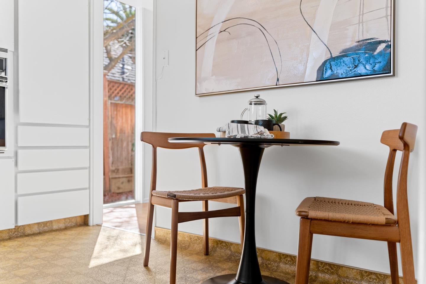 Detail Gallery Image 10 of 30 For 725 Pierino Ave, Sunnyvale,  CA 94086 - 3 Beds | 2/1 Baths