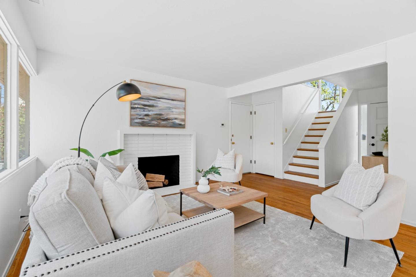 Detail Gallery Image 4 of 30 For 725 Pierino Ave, Sunnyvale,  CA 94086 - 3 Beds | 2/1 Baths