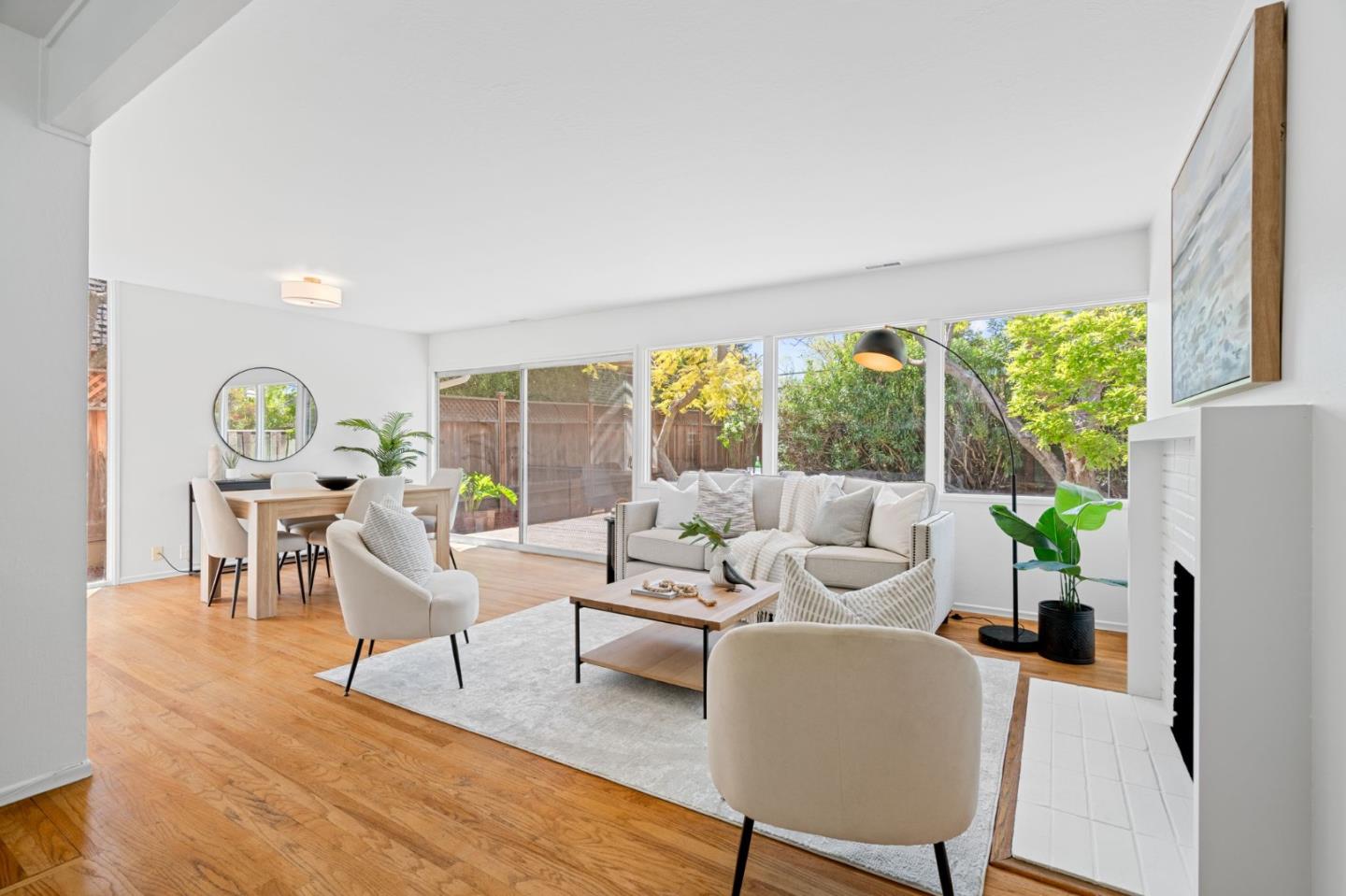 Detail Gallery Image 5 of 30 For 725 Pierino Ave, Sunnyvale,  CA 94086 - 3 Beds | 2/1 Baths