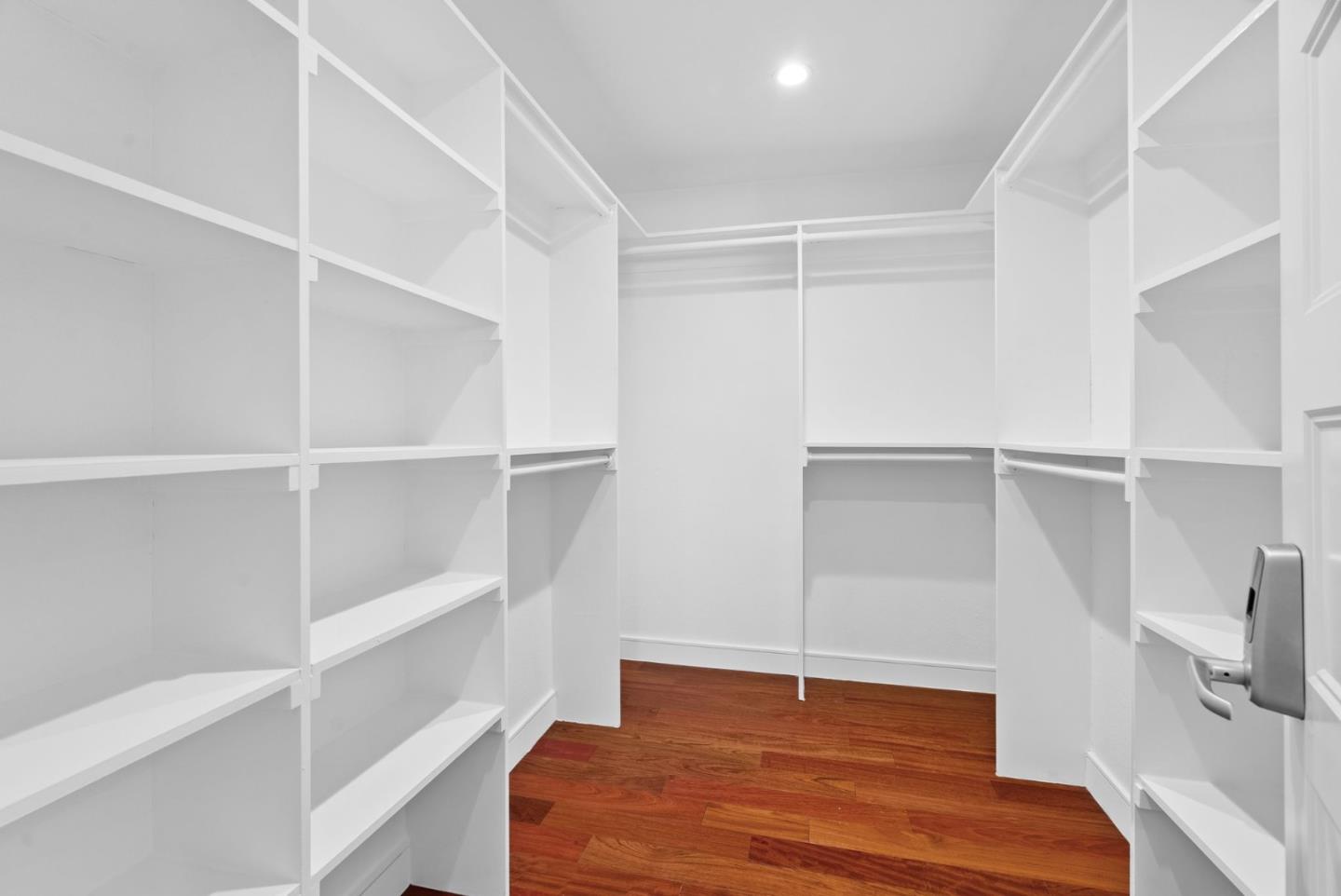 Detail Gallery Image 14 of 25 For 2680 Flint Ave, San Jose,  CA 95148 - 4 Beds | 2/1 Baths