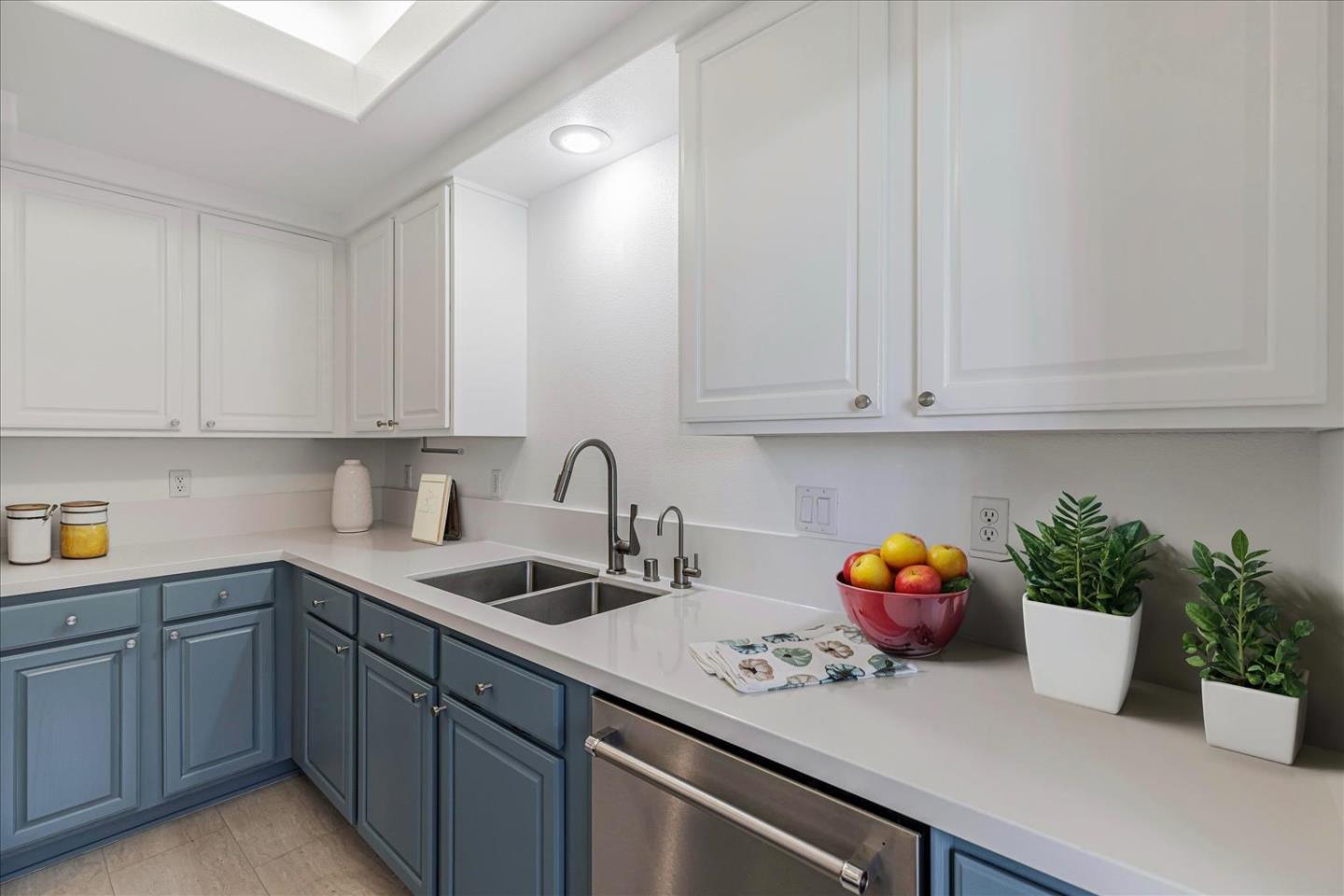 Detail Gallery Image 10 of 23 For 144 S 3rd St #521,  San Jose,  CA 95112 - 1 Beds | 1 Baths