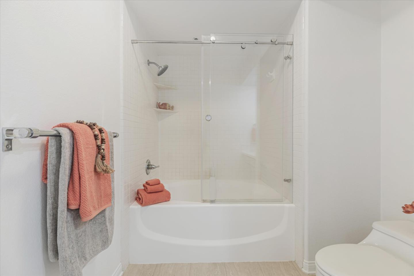 Detail Gallery Image 8 of 23 For 144 S 3rd St #521,  San Jose,  CA 95112 - 1 Beds | 1 Baths
