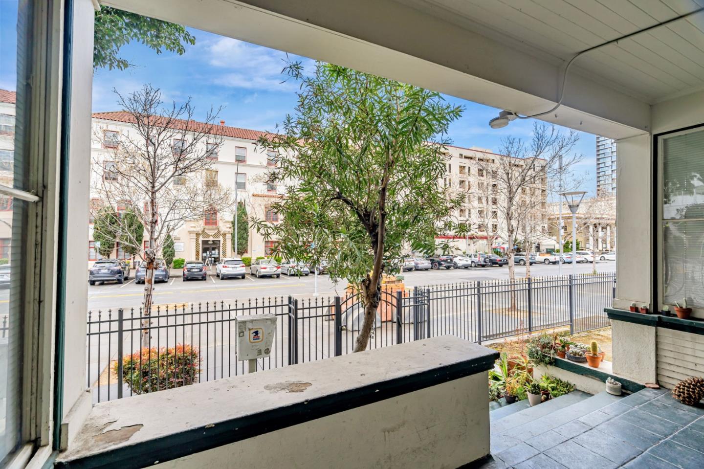 Detail Gallery Image 6 of 17 For 92 S 5th St, San Jose,  CA 95112 - – Beds | – Baths