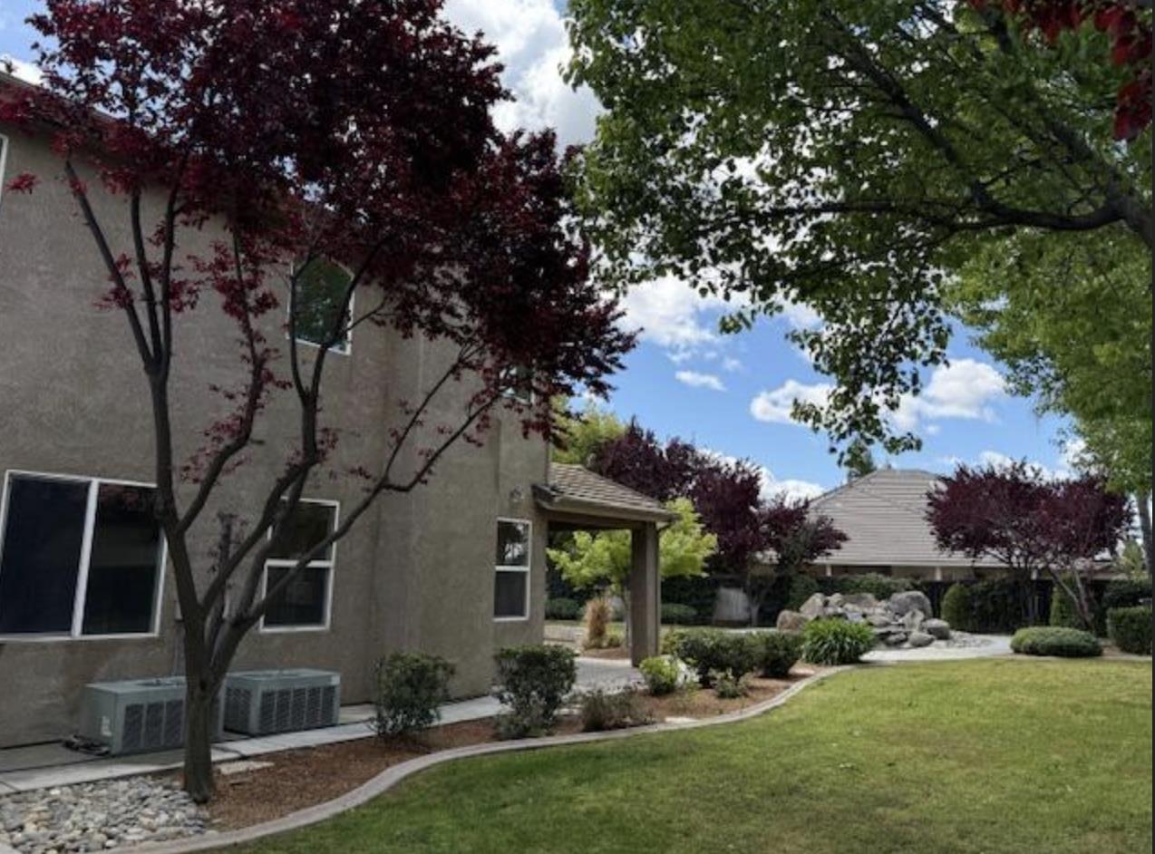 Detail Gallery Image 6 of 11 For 4535 N Outlook, Clovis,  CA 93619 - 4 Beds | 3 Baths