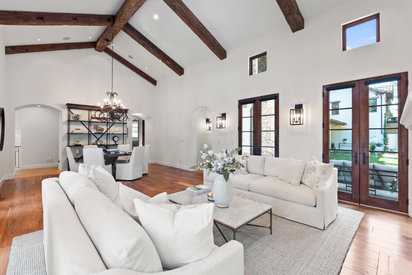 Detail Gallery Image 16 of 96 For 893 Laverne Way, Los Altos,  CA 94022 - 6 Beds | 6/1 Baths