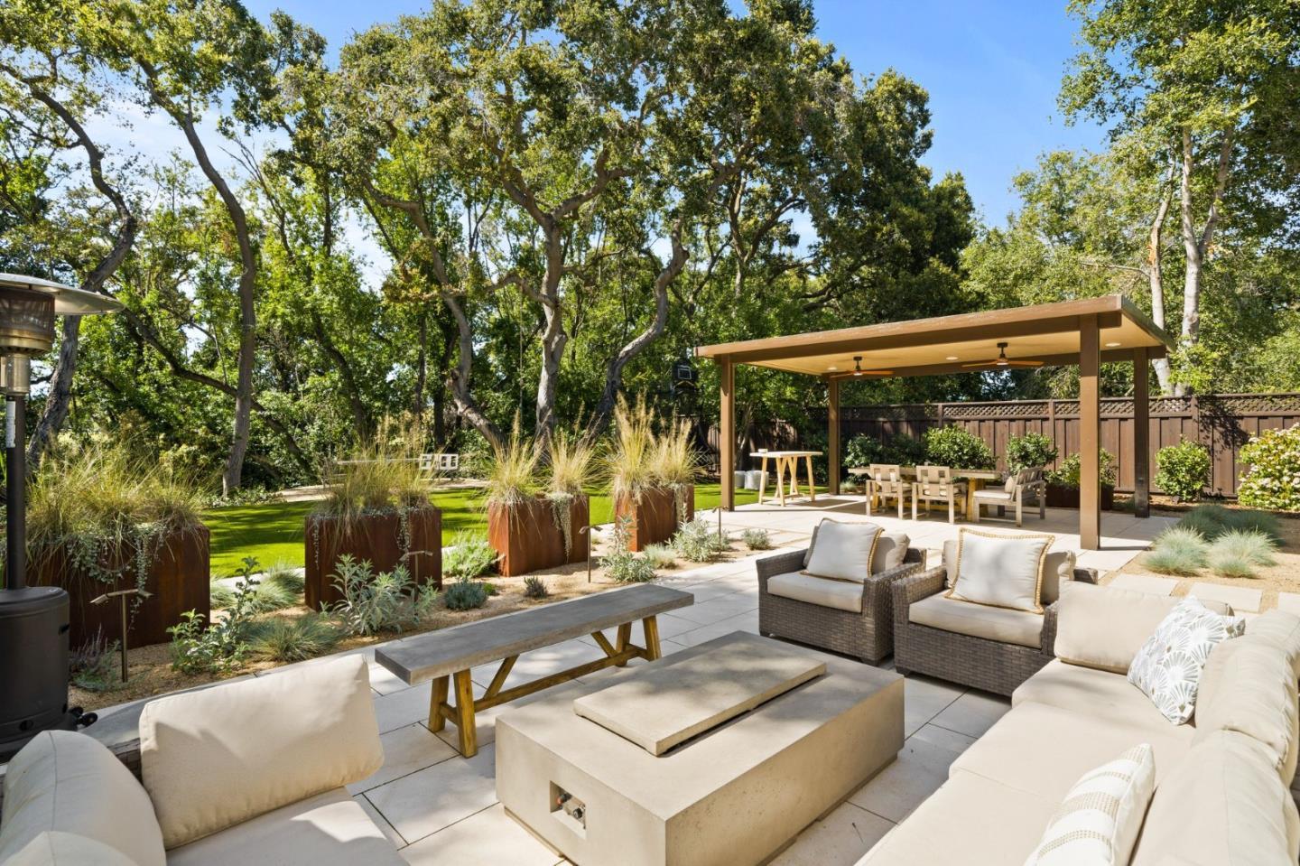 Detail Gallery Image 27 of 96 For 893 Laverne Way, Los Altos,  CA 94022 - 6 Beds | 6/1 Baths