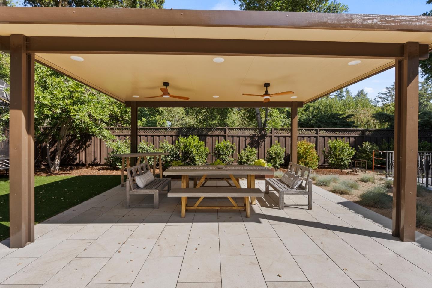 Detail Gallery Image 33 of 96 For 893 Laverne Way, Los Altos,  CA 94022 - 6 Beds | 6/1 Baths