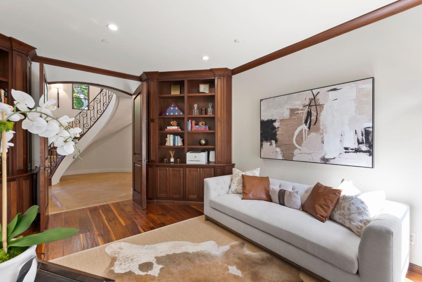 Detail Gallery Image 47 of 96 For 893 Laverne Way, Los Altos,  CA 94022 - 6 Beds | 6/1 Baths
