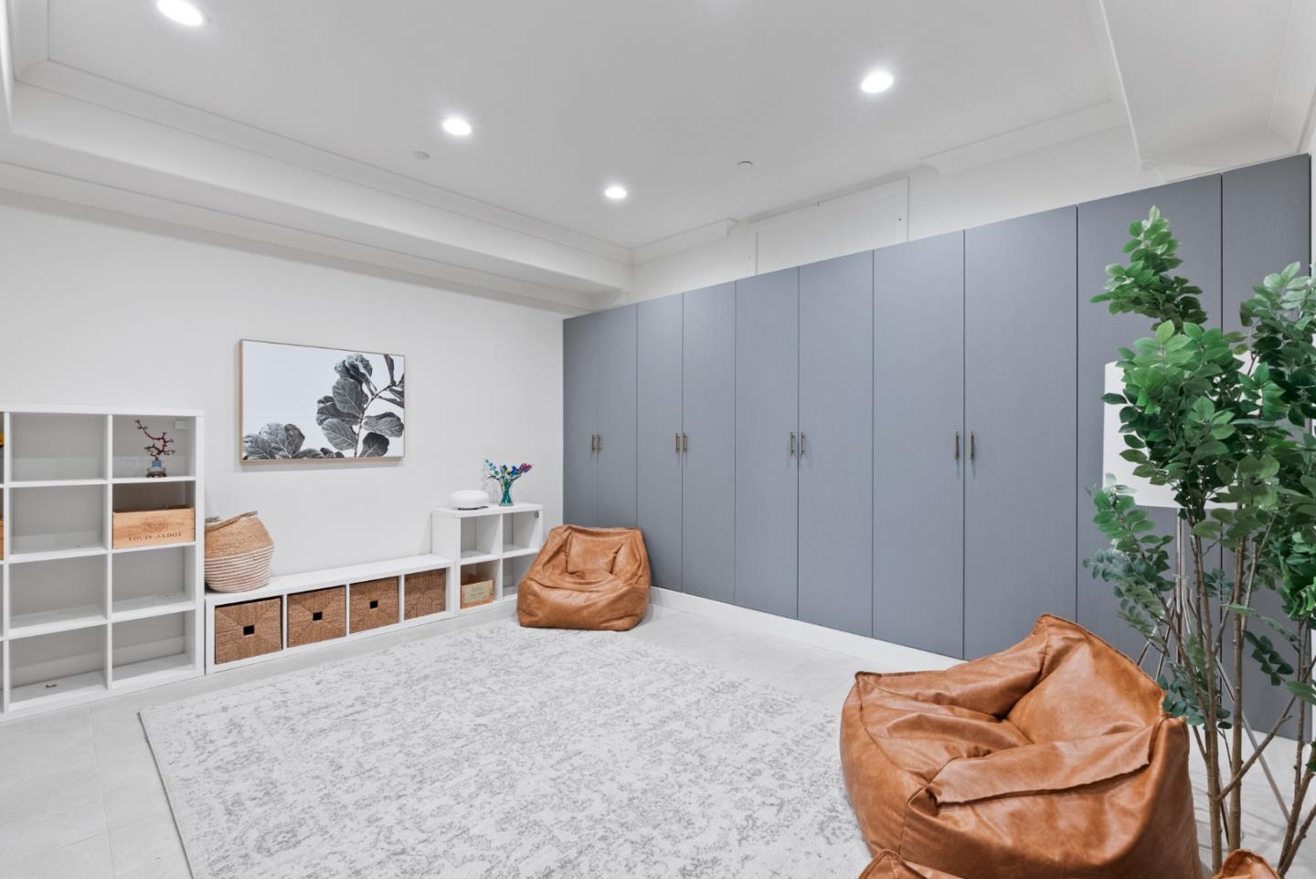 Detail Gallery Image 69 of 96 For 893 Laverne Way, Los Altos,  CA 94022 - 6 Beds | 6/1 Baths