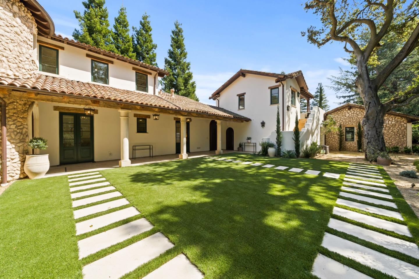 Detail Gallery Image 72 of 96 For 893 Laverne Way, Los Altos,  CA 94022 - 6 Beds | 6/1 Baths