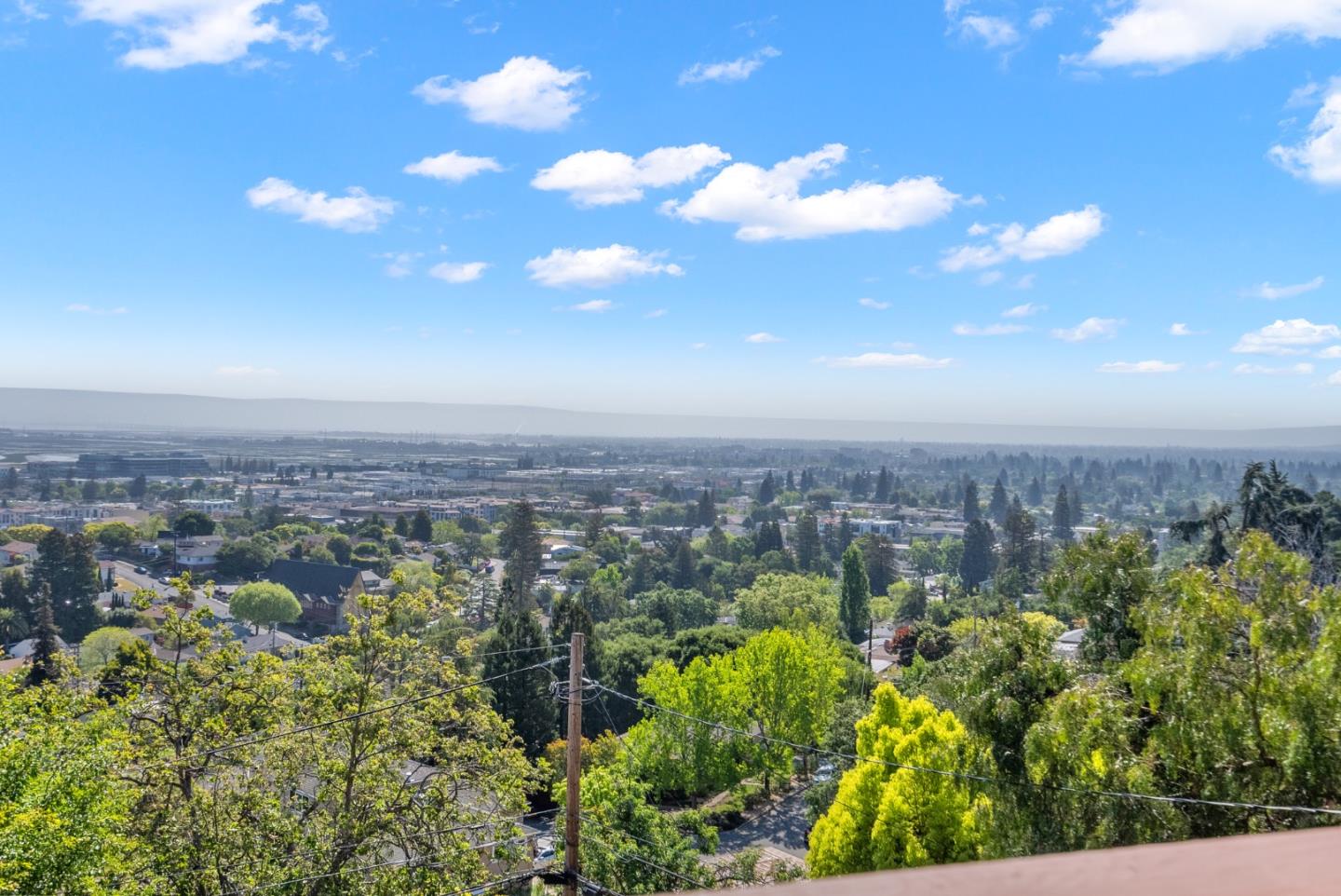 Detail Gallery Image 24 of 58 For 141 Hillcrest Rd, San Carlos,  CA 94070 - 3 Beds | 3/1 Baths