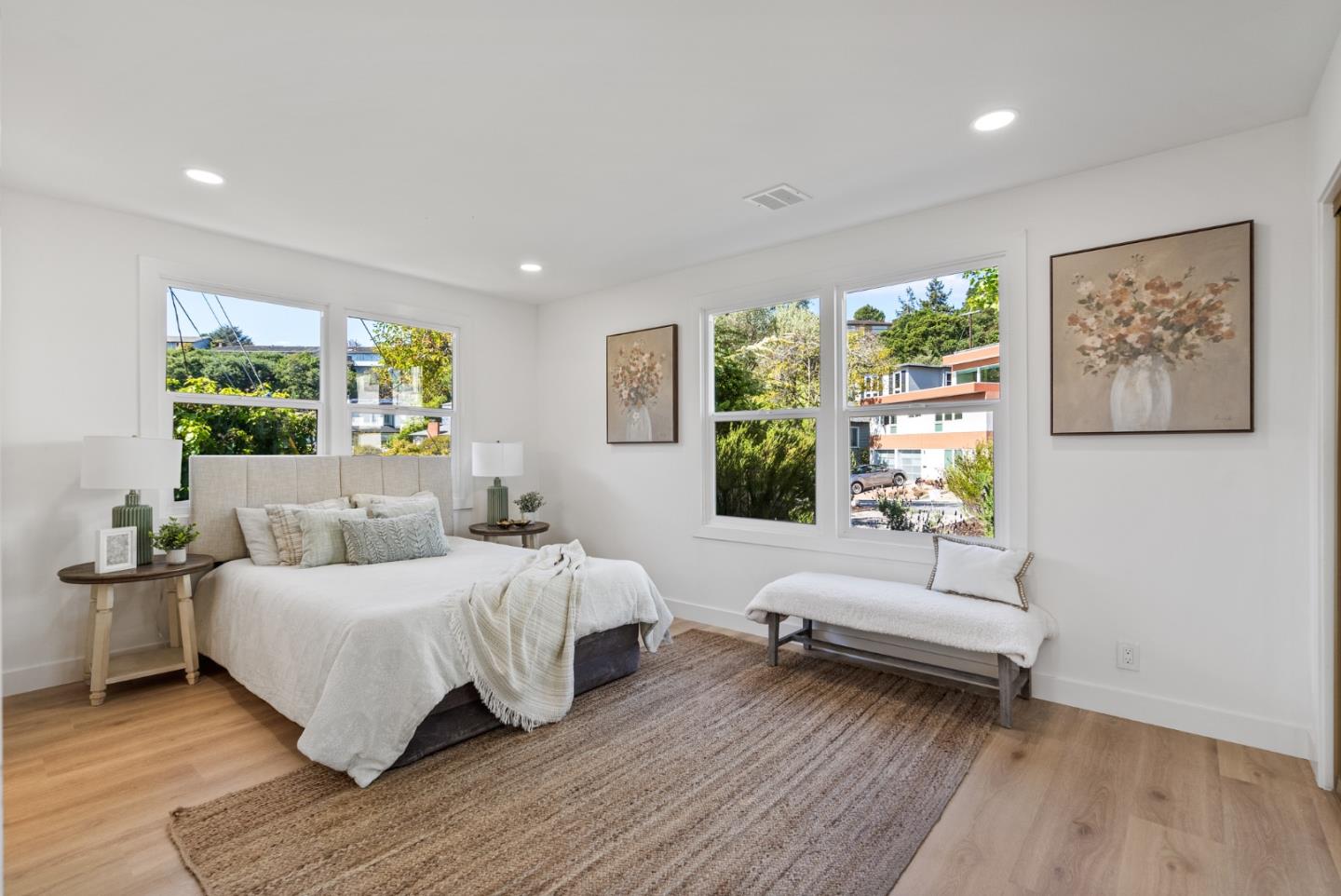 Detail Gallery Image 26 of 58 For 141 Hillcrest Rd, San Carlos,  CA 94070 - 3 Beds | 3/1 Baths